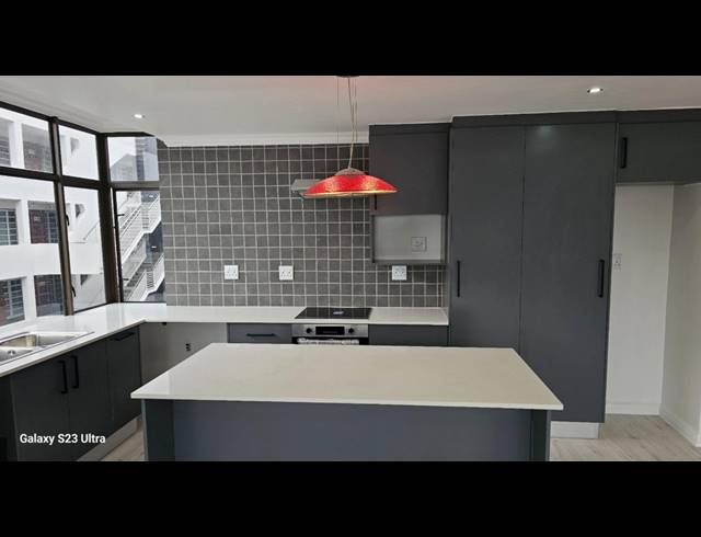 3 bed property to rent in BANTRY BAY